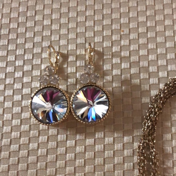 Jewelry Set - Picture 2 of 5